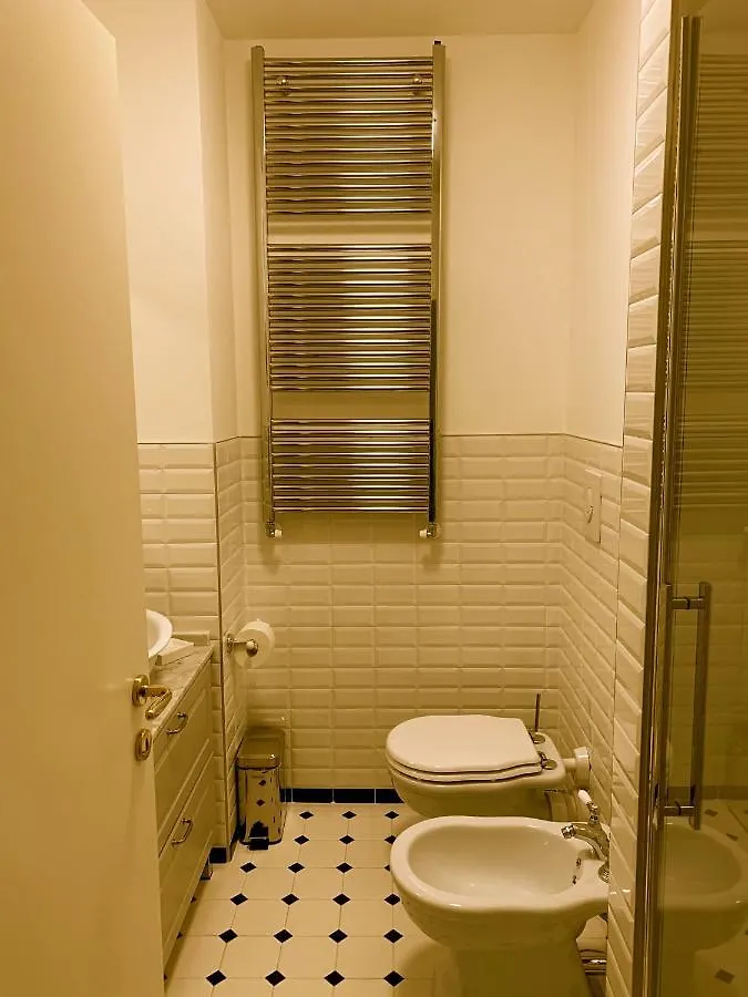 La Belle Coquette Bed & Breakfast Como